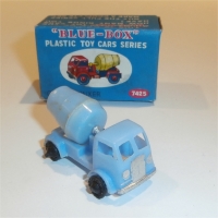 Blue Box 7425 Cement Truck