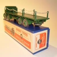 Dinky 505 Foden Tray with posts and chains - Green