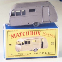 Matchbox 1-75 23c Caravan