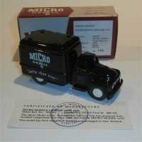 Micro-Models-NZ-GB-8-International-Van-Micro-1