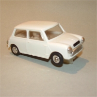 Airfix 5067 Morris Mini slot car