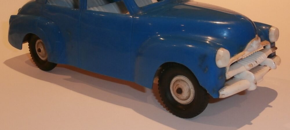 L & I Glenn Plastic Toys Melbourne