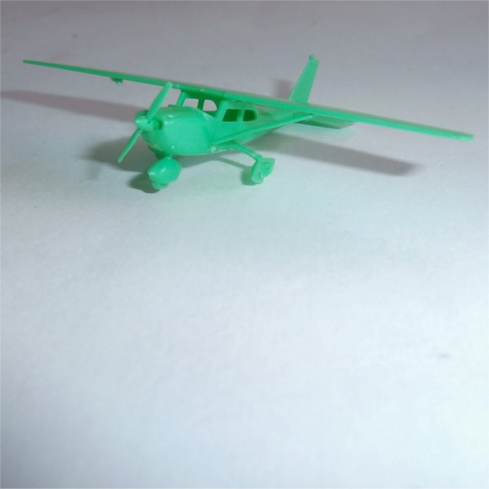 More R&L Cereal Toy Photos