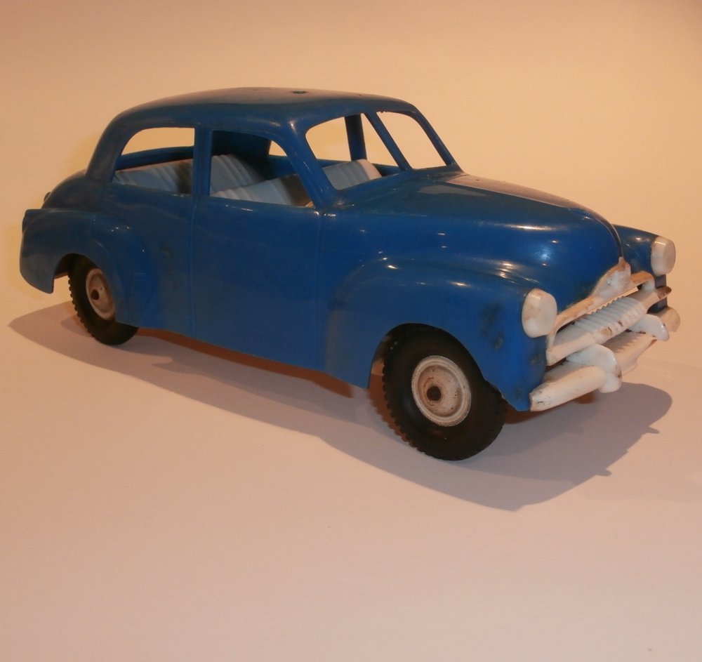 L & I Glenn Plastic Toys Melbourne