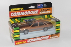 ATW0085-Xenita-Commodore-5-Litre-Sedan-Australia-Gold-1