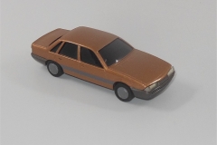 ATW0085-Xenita-Commodore-5-Litre-Sedan-Australia-Gold-3