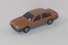 ATW0085-Xenita-Commodore-5-Litre-Sedan-Australia-Gold-4