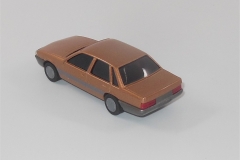ATW0085-Xenita-Commodore-5-Litre-Sedan-Australia-Gold-5